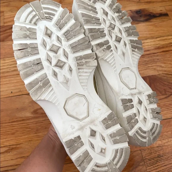 Nicole Saldana Nadia Mary Janes 38 - Picture 11 of 14